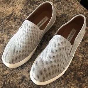 Gray Steve Madden slip on sneakers